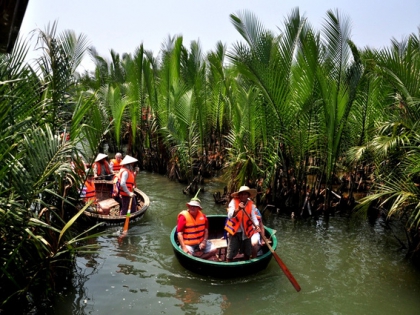 WATERWAY AND FISHERMAN WATERWAY AND FISHERMAN